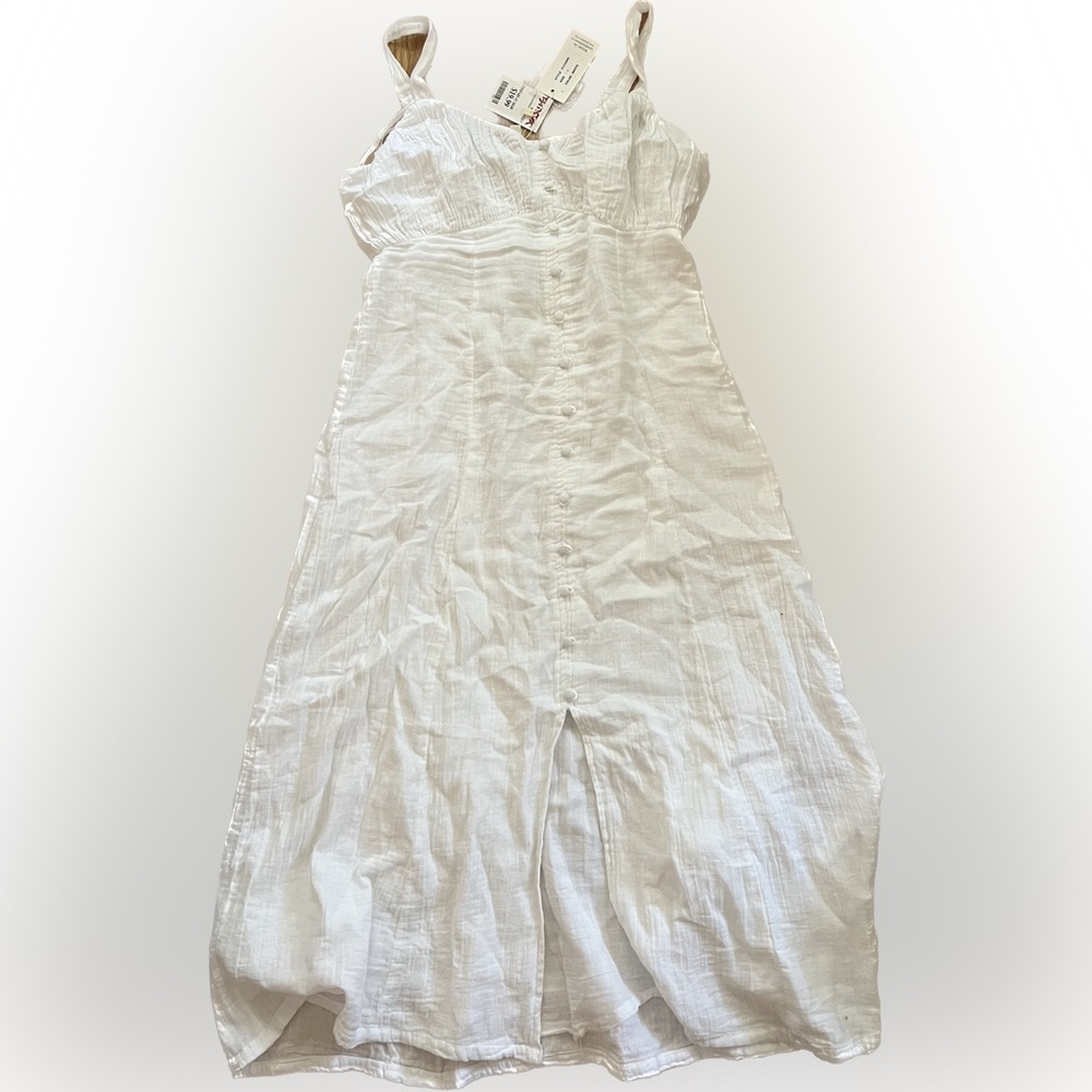 White maxi dress